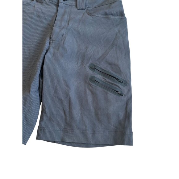 LULULEMON Men's Gray Pinstriped Shorts Size 33 - Picture 7 of 8